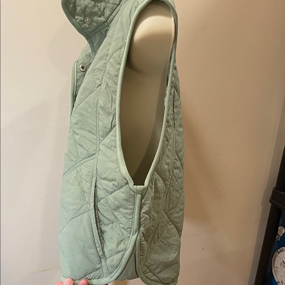 Love Tree Quilted Vest - Mint Green - Picture 6 of 7